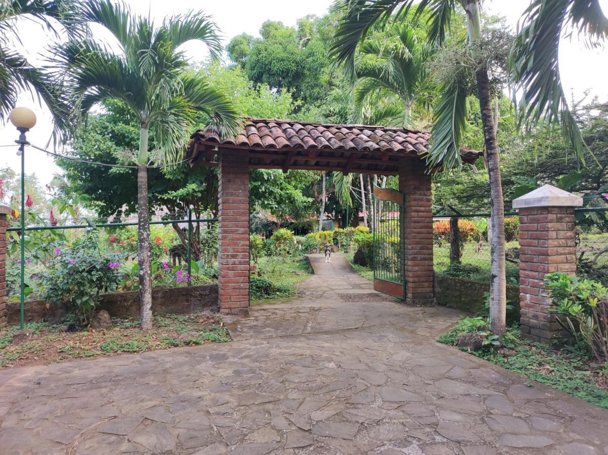 Eco-Lodge El Porvenir. Santa Cruz 외부 사진