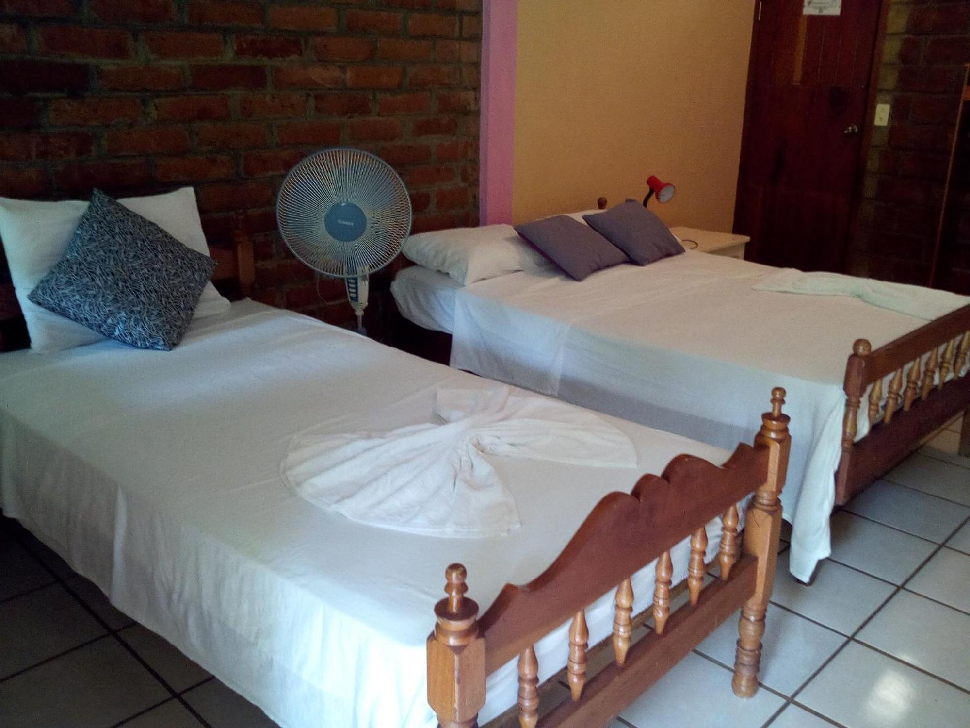 Eco-Lodge El Porvenir. Santa Cruz 외부 사진