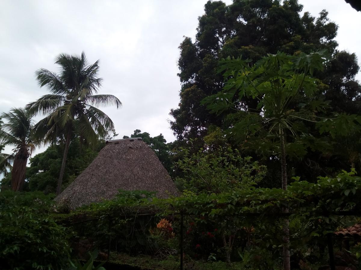 Eco-Lodge El Porvenir. Santa Cruz 외부 사진